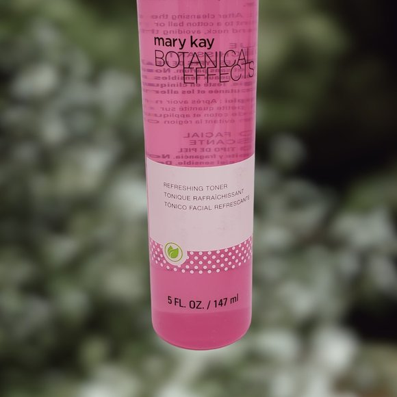 LAST ONE!  Botanical Effects® Regimen - Mary Kay - Skincare Set - Picture 6 of 9